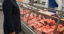 Her Gün 40 Kilogram Et Alan 70 Yaşındaki Kadın