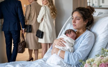 Bebeğimi daha yeni dünyaya getirmiştim. Kocam gözlerimin içine baktı ve şöyle dedi: “Eve otobüsle dön