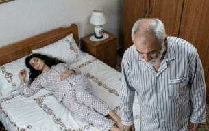 Kız yaşlı bir adamla evlendi